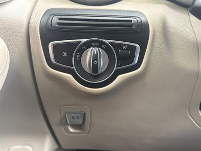 2021 Mercedes-Benz GLC GLC 300   - Photo 31 - Dallas, TX 75252