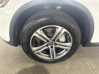 2021 Mercedes-Benz GLC GLC 300   - Photo 38 - Dallas, TX 75252