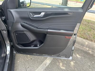 2024 Ford Escape ST-Line - Photo 14 - Dallas, TX 75252