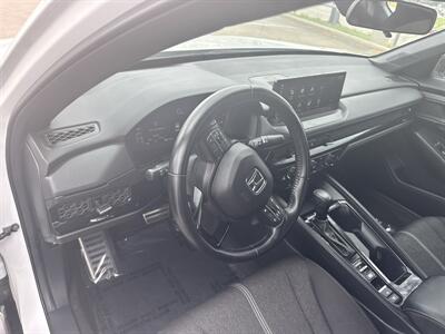 2024 Honda Accord Hybrid Sport   - Photo 19 - Dallas, TX 75252