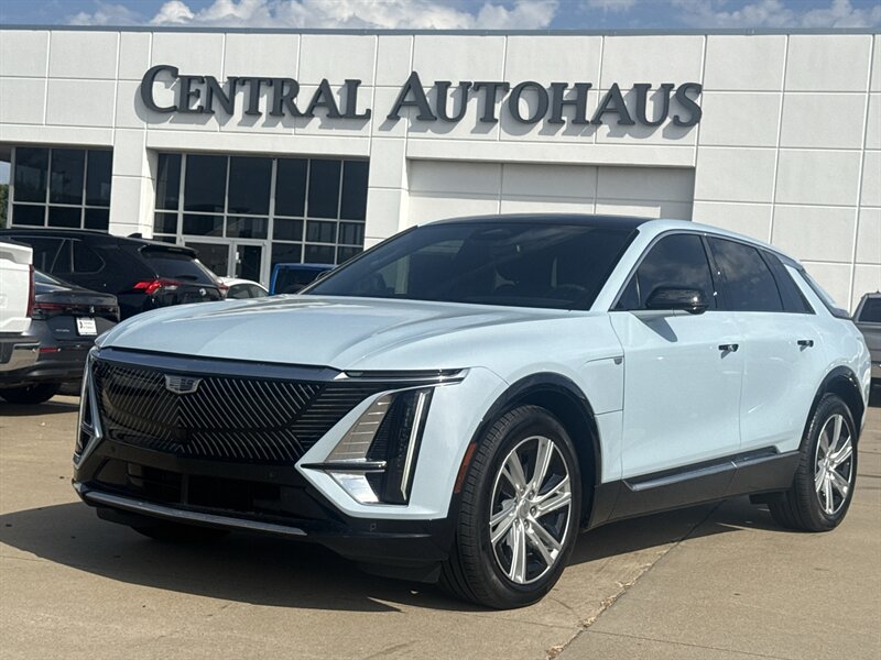 2024 Cadillac LYRIQ Tech  1 - Photo 1 - Dallas, TX 75252