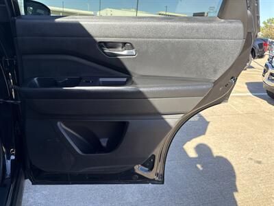 2022 Nissan Pathfinder SV   - Photo 13 - Dallas, TX 75252