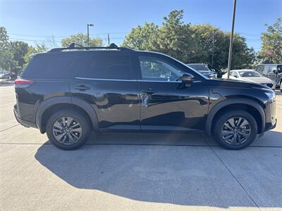 2022 Nissan Pathfinder SV   - Photo 8 - Dallas, TX 75252