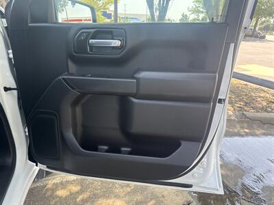 2022 Chevrolet Silverado 1500 Limited Custom   - Photo 13 - Dallas, TX 75252