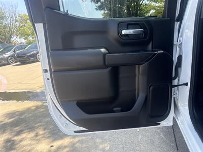 2022 Chevrolet Silverado 1500 Limited Custom   - Photo 11 - Dallas, TX 75252