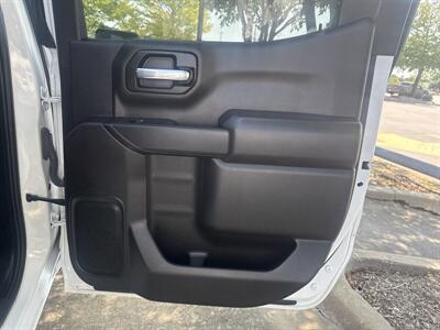 2022 Chevrolet Silverado 1500 Limited Custom   - Photo 12 - Dallas, TX 75252