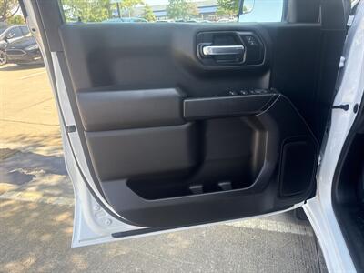 2022 Chevrolet Silverado 1500 Limited Custom   - Photo 10 - Dallas, TX 75252