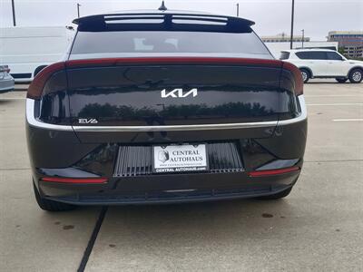 2022 Kia EV6 Wind   - Photo 9 - Dallas, TX 75252