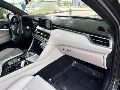 2025 Genesis G70 2.5T Standard   - Photo 19 - Dallas, TX 75252