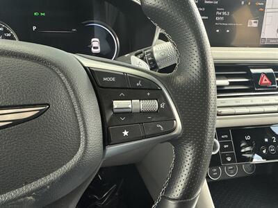 2025 Genesis G70 2.5T Standard   - Photo 24 - Dallas, TX 75252