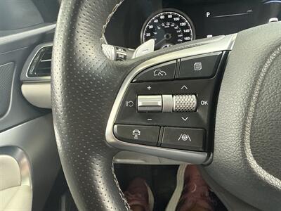 2025 Genesis G70 2.5T Standard   - Photo 23 - Dallas, TX 75252