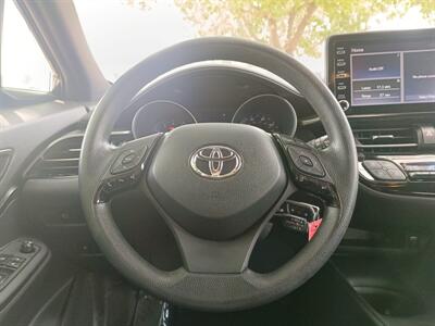 2019 Toyota C-HR LE   - Photo 20 - Dallas, TX 75252