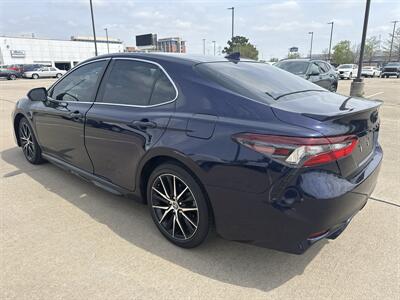 2022 Toyota Camry SE   - Photo 5 - Dallas, TX 75252