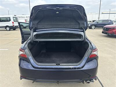 2022 Toyota Camry SE   - Photo 14 - Dallas, TX 75252