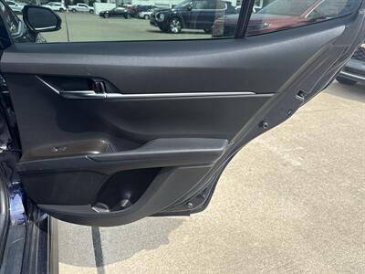 2022 Toyota Camry SE   - Photo 13 - Dallas, TX 75252