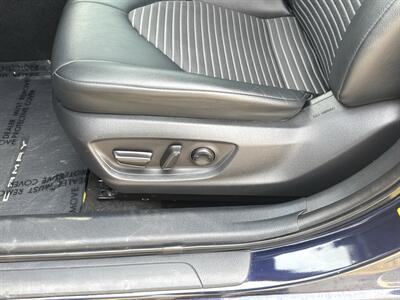 2022 Toyota Camry SE   - Photo 16 - Dallas, TX 75252