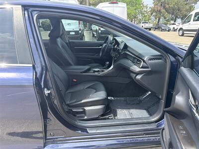 2022 Toyota Camry SE   - Photo 18 - Dallas, TX 75252