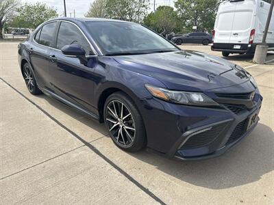 2022 Toyota Camry SE   - Photo 9 - Dallas, TX 75252