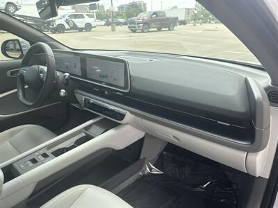 2024 Hyundai IONIQ 6 SEL   - Photo 22 - Dallas, TX 75252