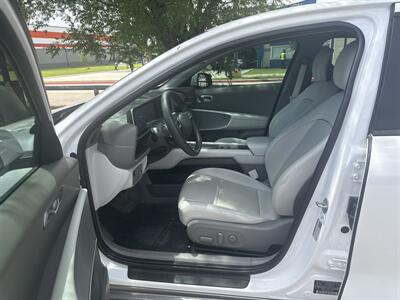 2024 Hyundai IONIQ 6 SEL   - Photo 14 - Dallas, TX 75252