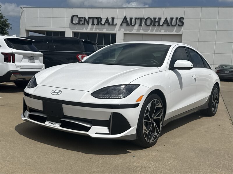 2024 Hyundai Ioniq 6 SEL RWD's photo