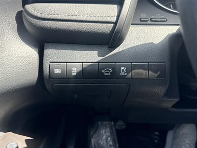 2025 Toyota Camry SE   - Photo 28 - Dallas, TX 75252