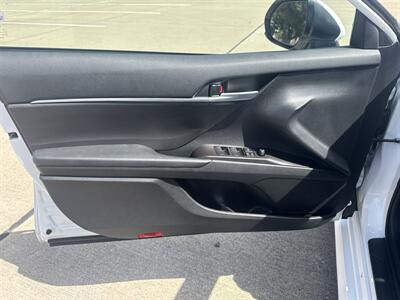 2025 Toyota Camry SE   - Photo 10 - Dallas, TX 75252