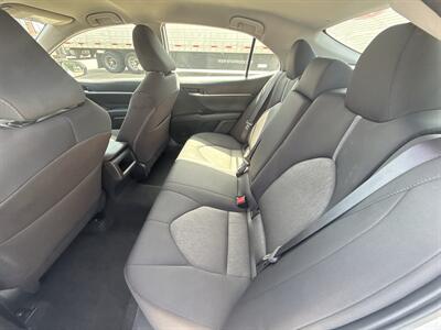 2025 Toyota Camry SE   - Photo 30 - Dallas, TX 75252