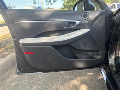 2025 Hyundai SONATA SEL   - Photo 10 - Dallas, TX 75252
