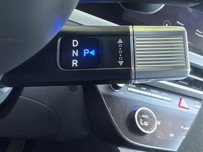 2025 Hyundai SONATA SEL   - Photo 30 - Dallas, TX 75252