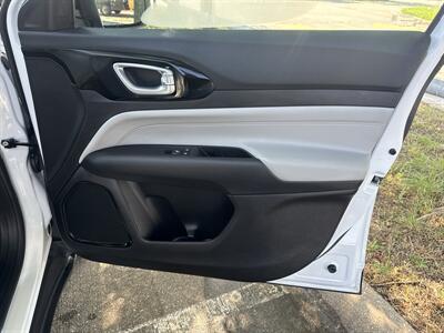 2026 Jeep Compass Limited   - Photo 13 - Dallas, TX 75252