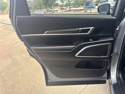 2025 Kia Telluride S   - Photo 19 - Dallas, TX 75252