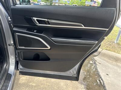 2025 Kia Telluride S   - Photo 24 - Dallas, TX 75252