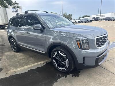 2025 Kia Telluride S   - Photo 9 - Dallas, TX 75252