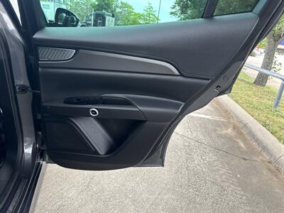 2024 Maserati Grecale GT   - Photo 14 - Dallas, TX 75252
