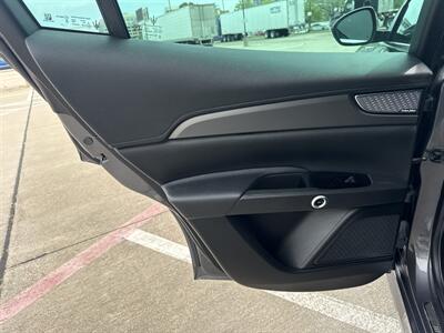 2024 Maserati Grecale GT   - Photo 13 - Dallas, TX 75252