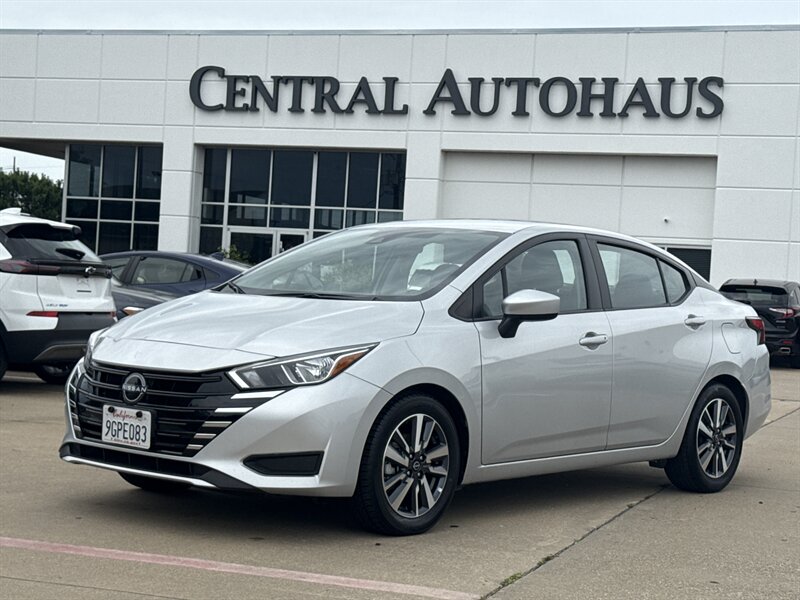 2023 Nissan Versa SV  