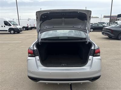2023 Nissan Versa SV   - Photo 14 - Dallas, TX 75252
