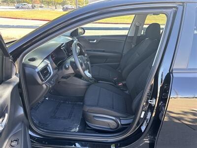 2023 Kia Rio LX   - Photo 16 - Dallas, TX 75252