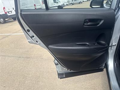 2024 Toyota Corolla Cross LE   - Photo 11 - Dallas, TX 75252