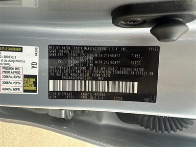 2024 Toyota Corolla Cross LE   - Photo 35 - Dallas, TX 75252