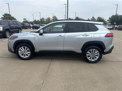 2024 Toyota Corolla Cross LE   - Photo 4 - Dallas, TX 75252