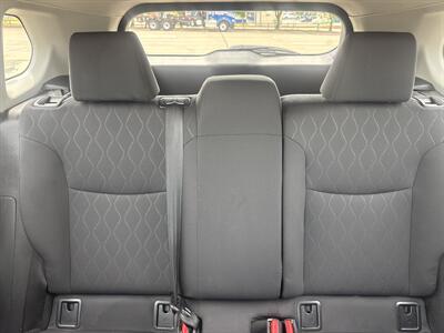 2024 Toyota Corolla Cross LE   - Photo 33 - Dallas, TX 75252