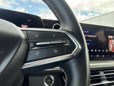 2025 Chevrolet Traverse LT   - Photo 25 - Dallas, TX 75252