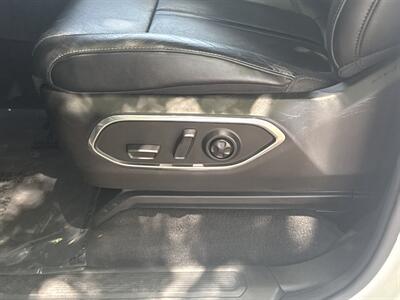 2024 Jeep Wagoneer L Series II   - Photo 18 - Dallas, TX 75252