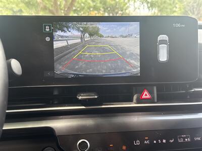 2025 Kia Carnival LX   - Photo 31 - Dallas, TX 75252