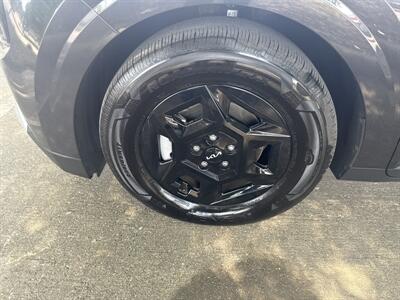 2025 Kia Carnival LX   - Photo 42 - Dallas, TX 75252