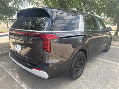 2025 Kia Carnival LX   - Photo 7 - Dallas, TX 75252