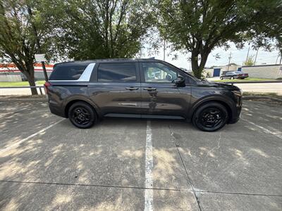 2025 Kia Carnival LX   - Photo 8 - Dallas, TX 75252
