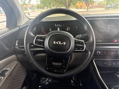 2025 Kia Carnival LX   - Photo 27 - Dallas, TX 75252